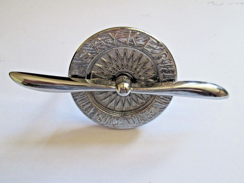 Spyker car bonnet badge brand - bonnet,