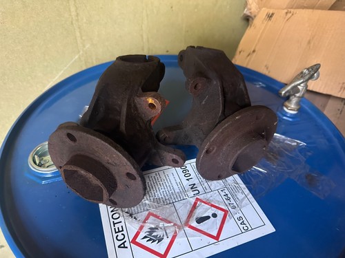 Coppia mozzi anteriori ford - coppia,